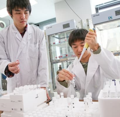 応用化学生物学科