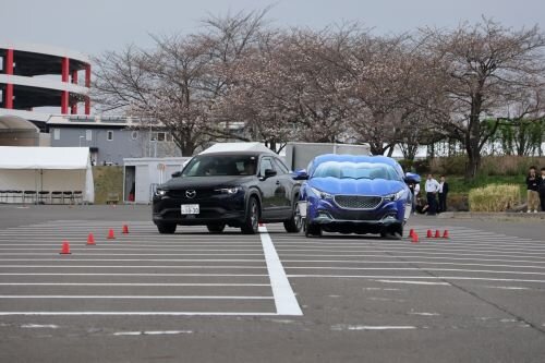 「KAIT Vehicle Dynamics Experience 2025」を埼玉スタジアム2002で開催しました_1
