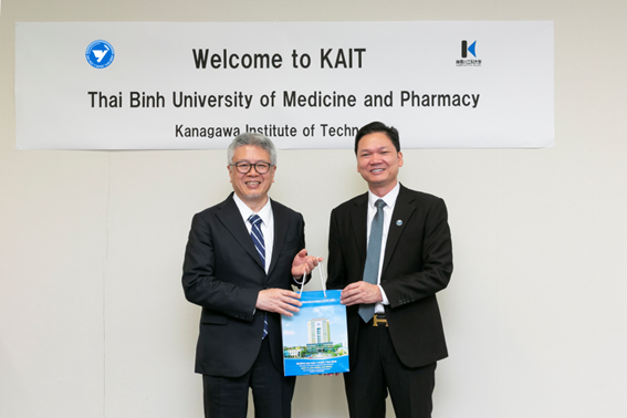協定締結校 タイビン医科薬科大学より副学長・教員が来学