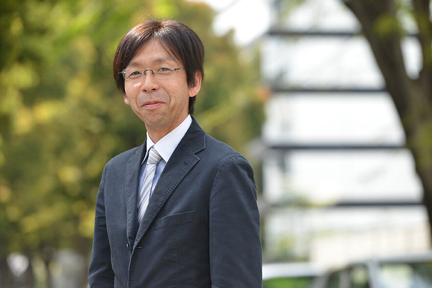 工学部 電気電子情報工学科 教授 板子 一隆